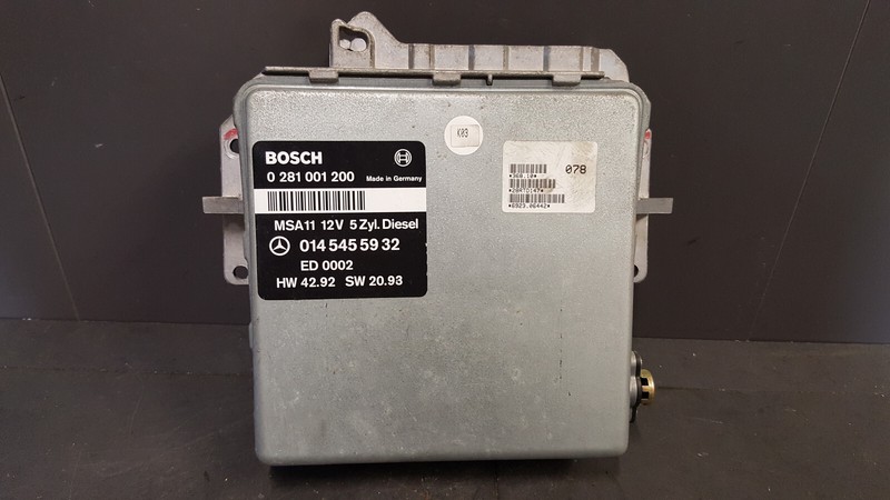 Calculateur Moteur Bosch Mercedes C250 0281001200 / 0145455932 Version 2
