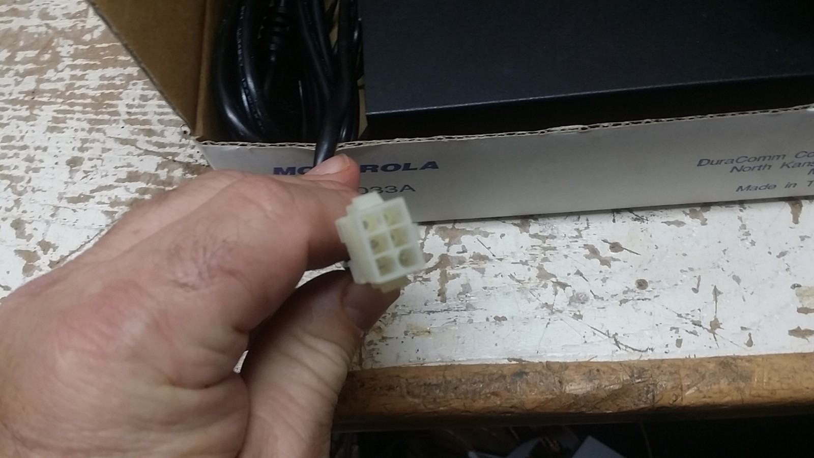 MOTOROLA MODEL HPN9033A MOBILE RADIO POWER SUPPLY OUTPUT 13.8 VDC,15 AMP