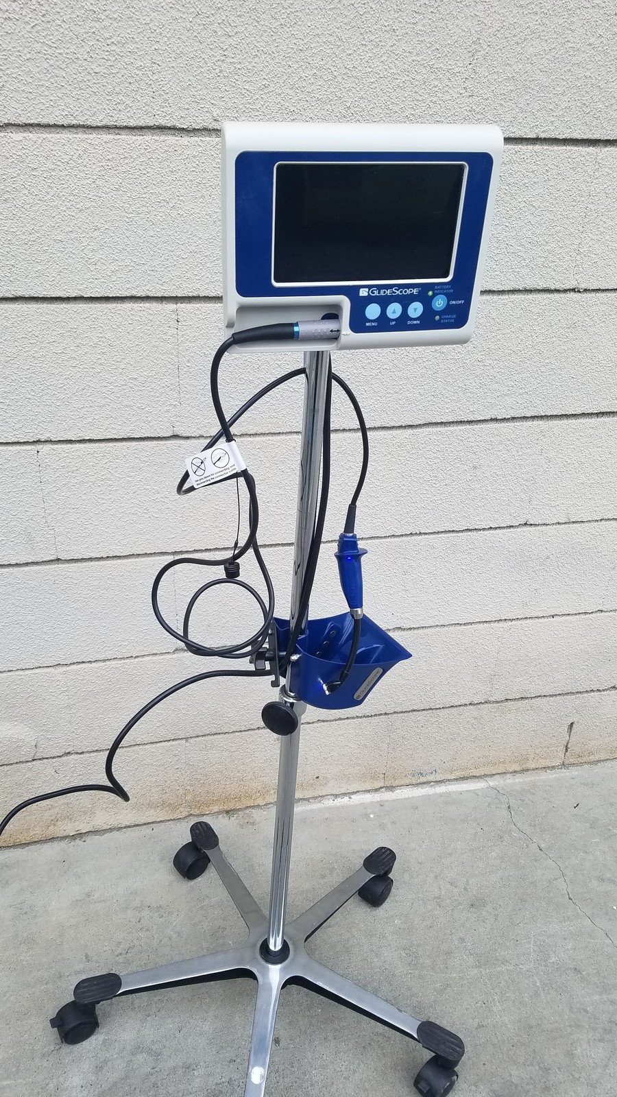 GlideScope PV132067 Portable GVL Vital Signs Monitor With Stand
