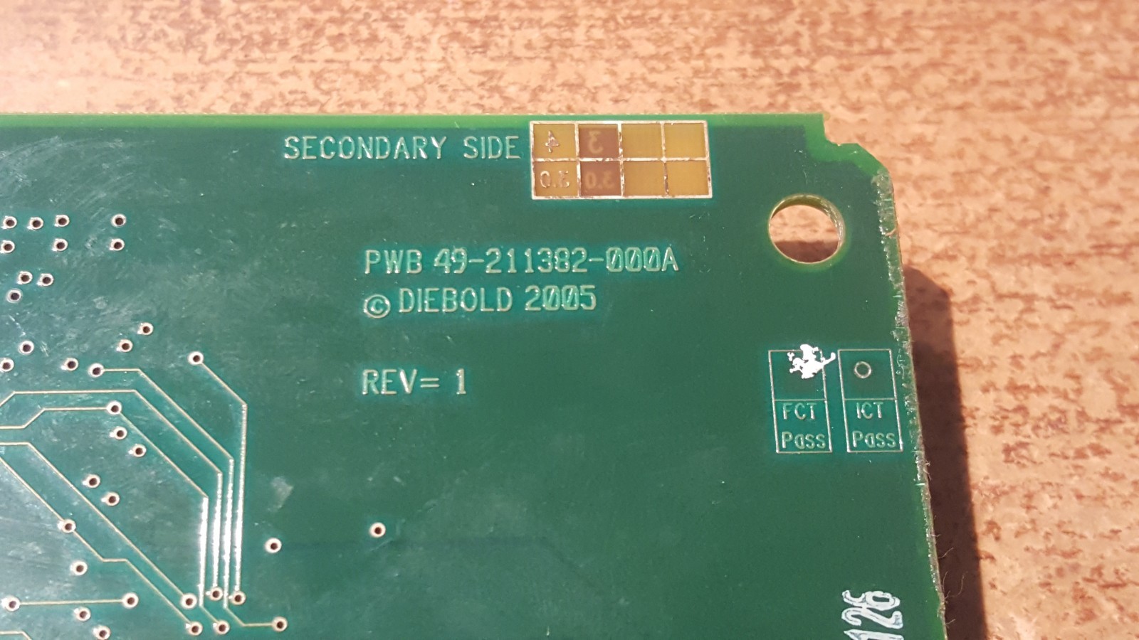 Diebold Opteva ATM Machine CCA, HUB, 49-211381-00A USB HUB Circuit Board (USED)