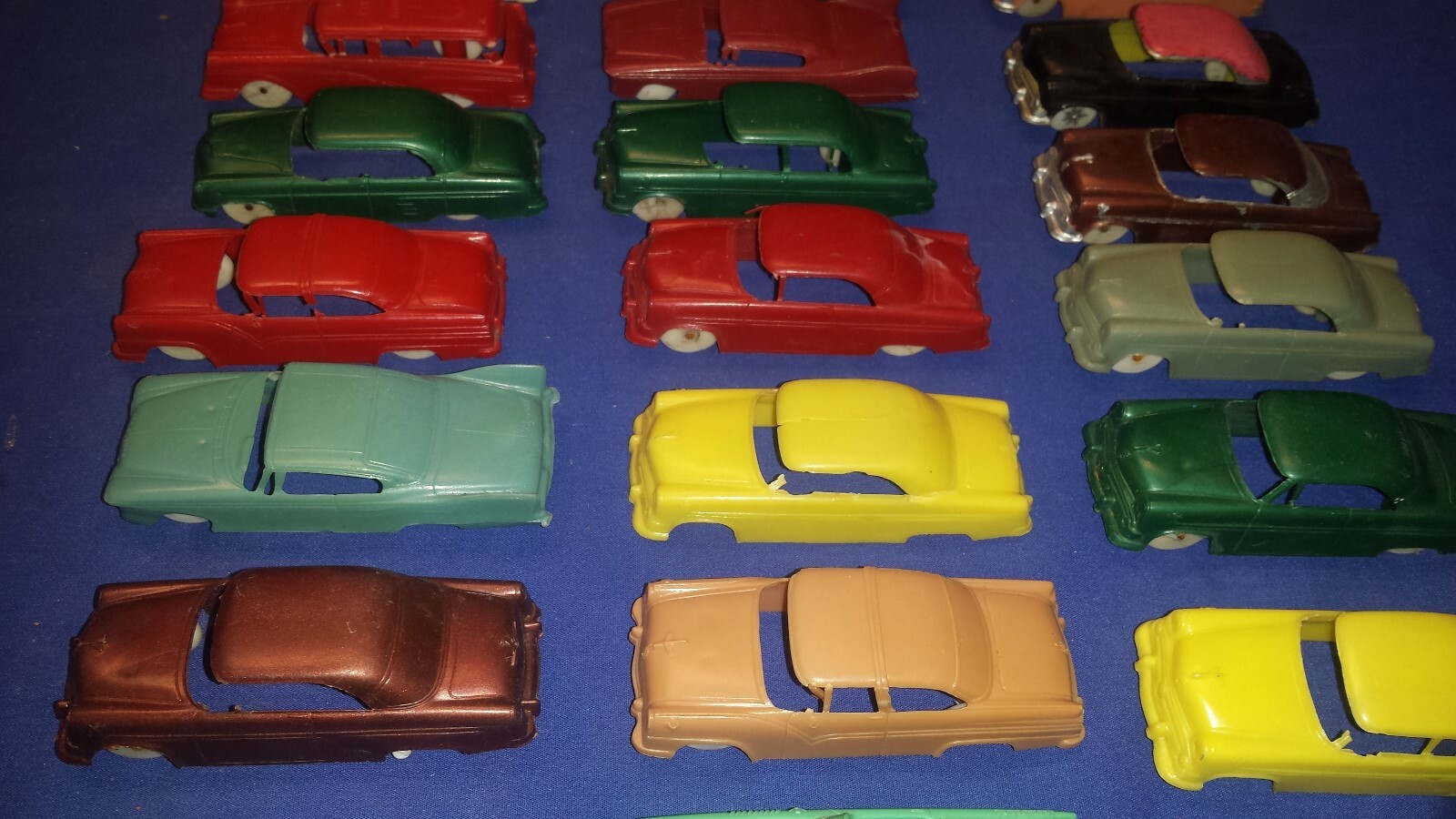 ctg Lot of 20 1950's F&F Post CEREAL PREMIUM Cars Train Layout JUNKYARD DIORAMA