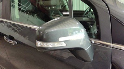 2017-2020 Buick Encore ~ RH Passenger Powered Door Mirror Tested Graphite Gray