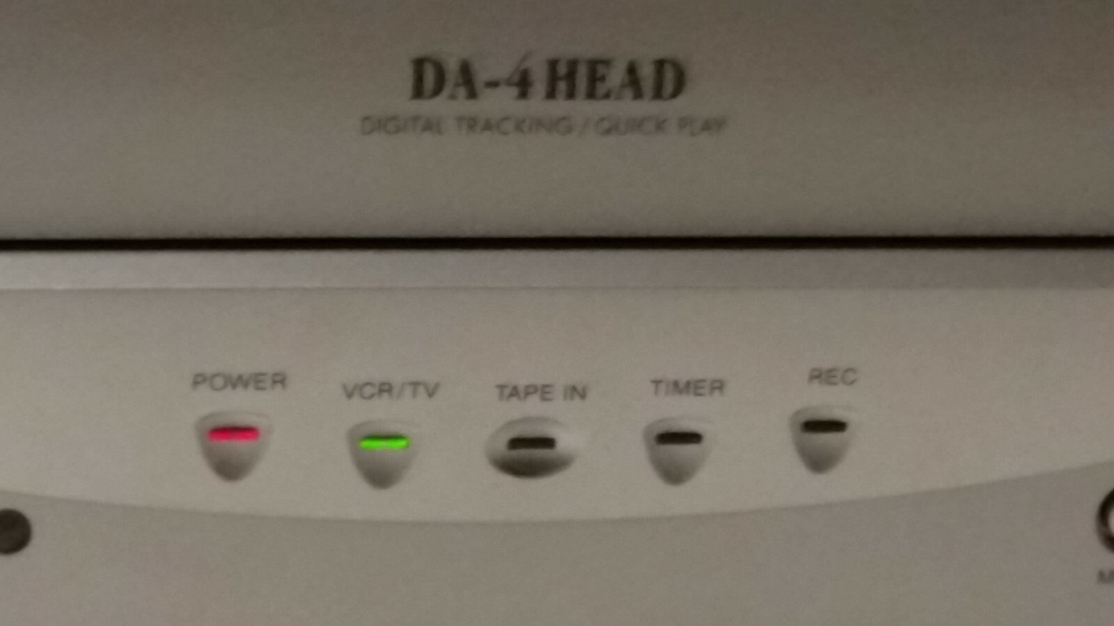 Emerson EWV404 VHS VCR 4 Head Player Video Cassette Recorder Tested No Remote