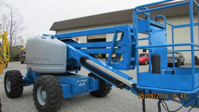 Genie Z45/25 4wd, gas or propane. 3314 hrs.