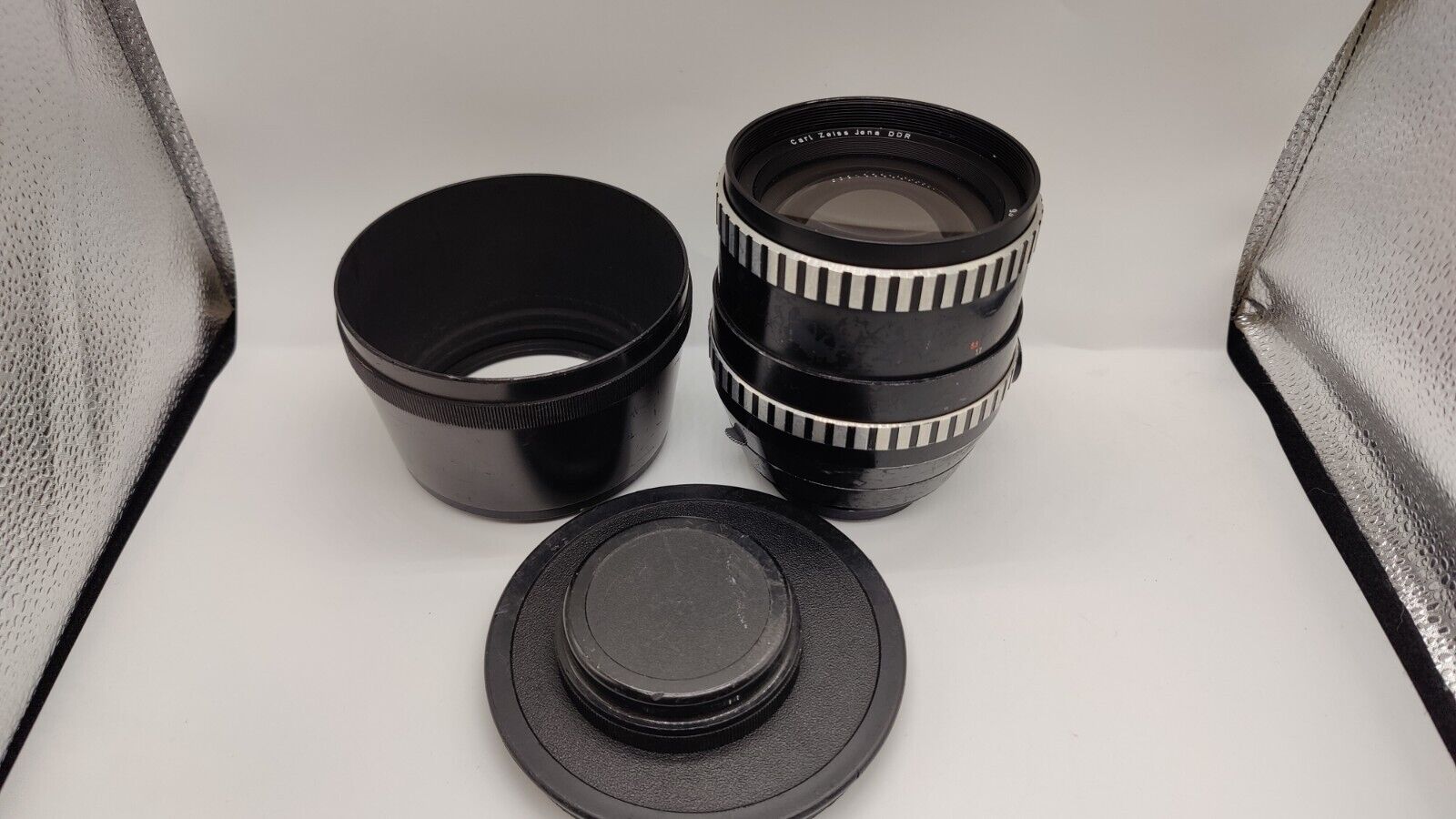 Zebra Carl Zeiss Jena Sonnar S 1:2,8 f=180mm Camera Lens Zebra Carl Zeiss Jena Sonnar S 1:2,8 f=180mm Camera Lens