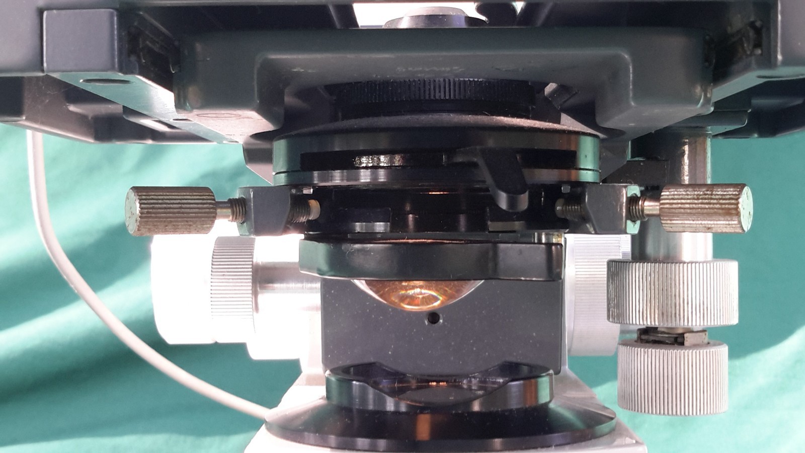 AO AMERICAN OPTICAL ONE-TEN DUAL VIEWING MICROSCOPE