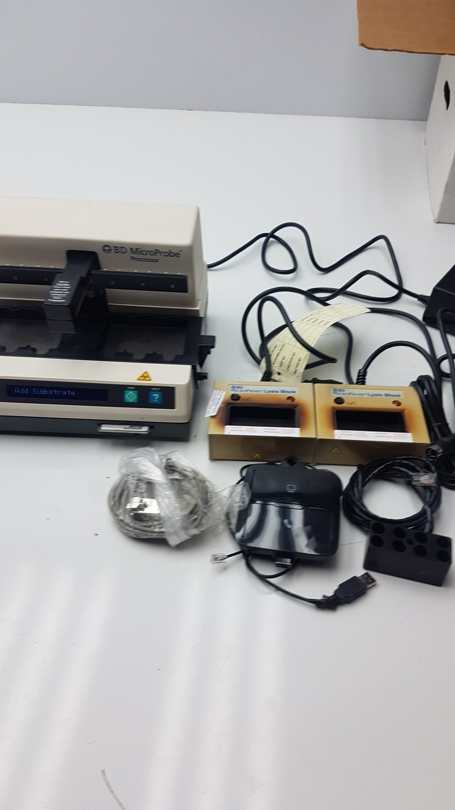 BD MicroProbe Processor With 2 Alysis Block and Extras