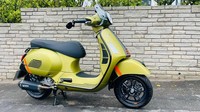 Piaggio Vespa GTS 300 supersport S-300. 24/2024