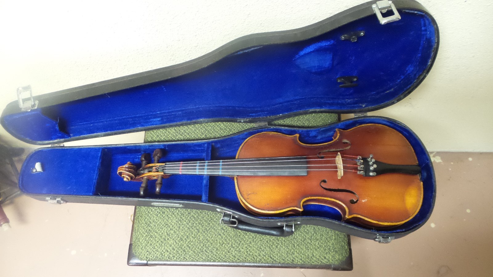 Vintage Pfretzschner 3/4 Violin W/Case, Gaspari Rosewood Tuners Upgraded