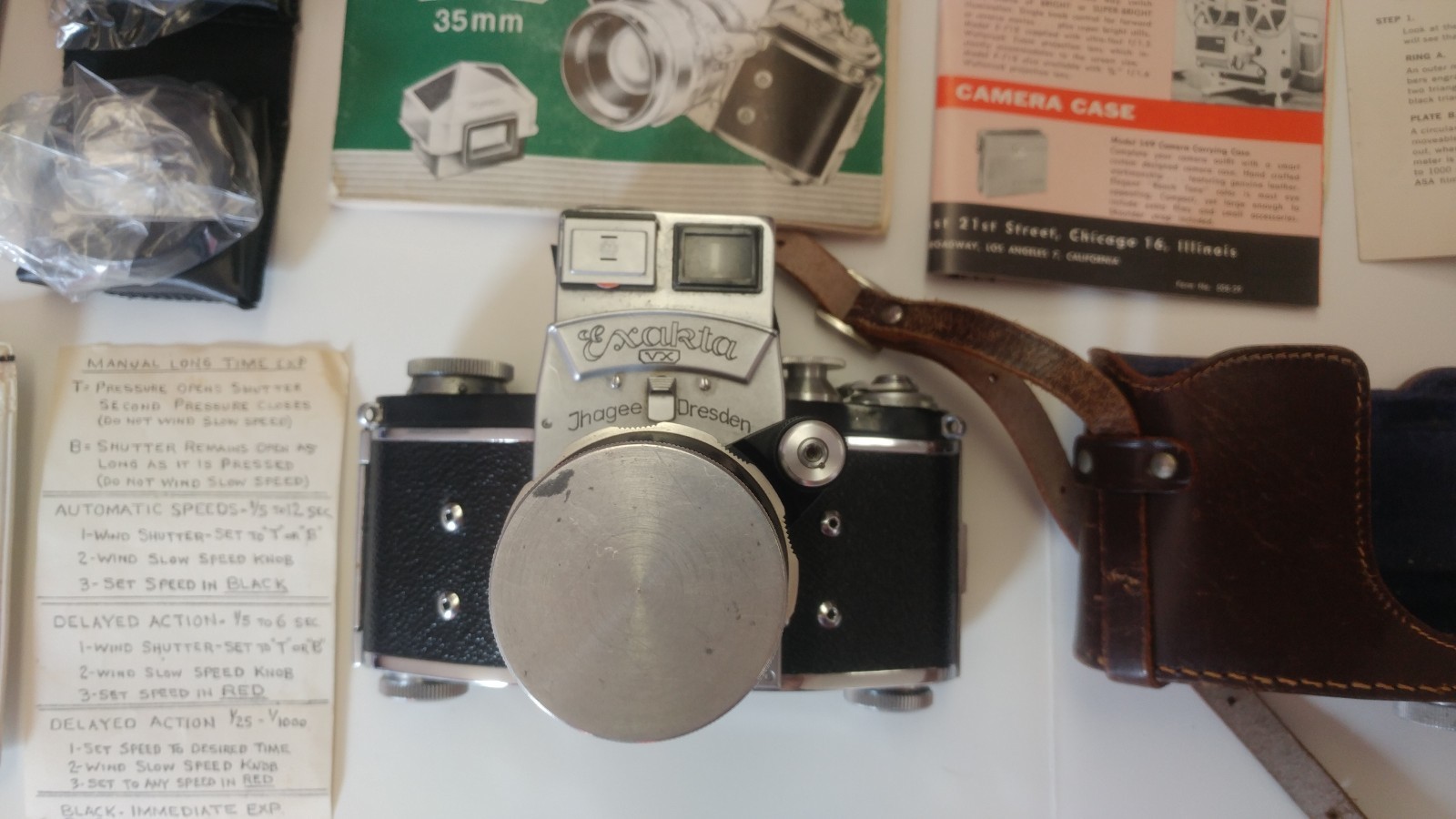 EXAKTA IHAGEE VX IIA DRESDEN BODY W/EXTRAS