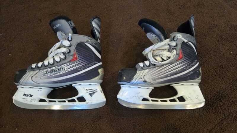 Size 4.5 Bauer Vapor X 15 Ice Hockey Skates- Tuuk-Youth *pre-owned*