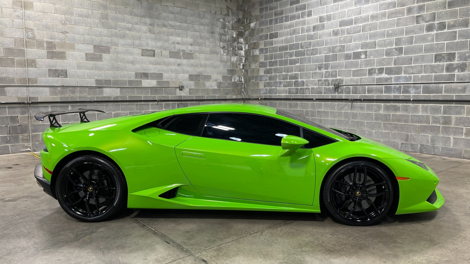 2015 LAMBORGHINI Huracan LP 610-4