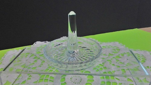 Lead Crystal Ring Holder