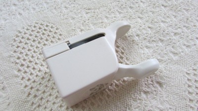 Martha Stewart Crafts QUILTED Corner Punch Paper Scrapbooking Cardmaking EXC