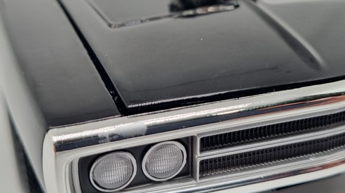 グリーンライト1970 DODGE CHARGER ブラック 限定版 グリーンライト1970 DODGE CHARGER ブラック 限定版 Amazon