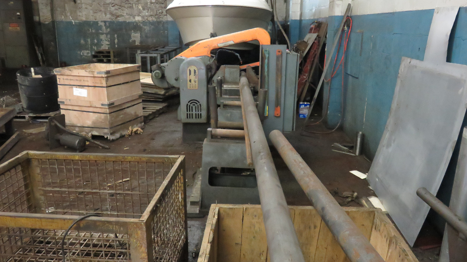 Kasto Model EBS 320 AU Electro-Hydraulic Heavy Duty Sawing Machine Automatic