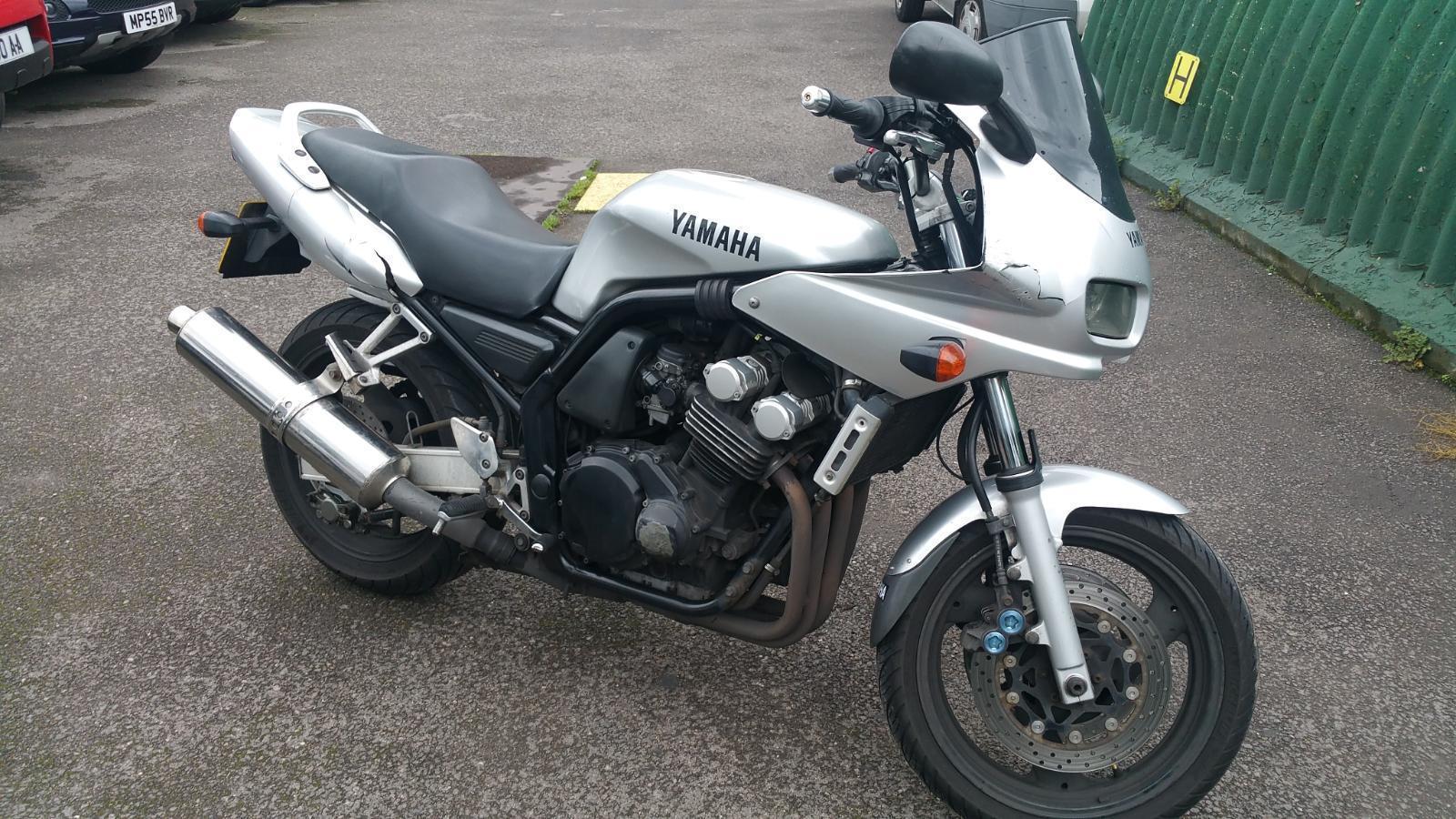 Yamaha Motorcycles & Scooters