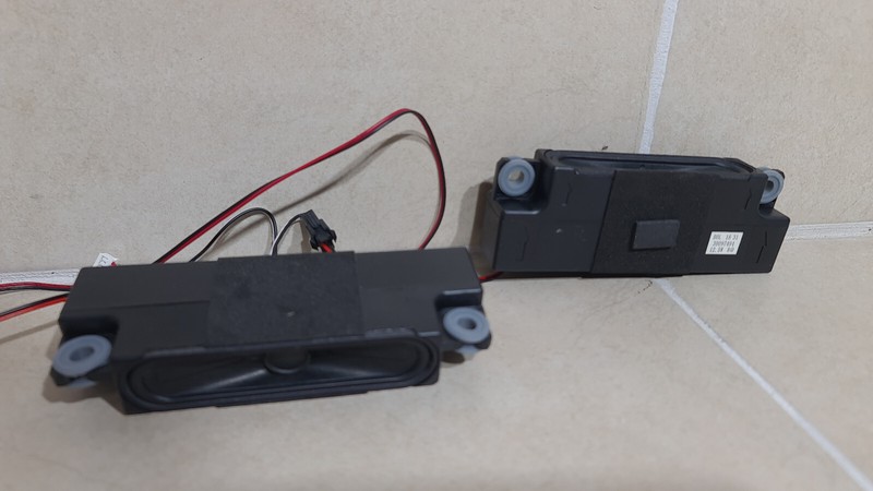 Tv Lautsprecher Panasonic U.A. Tx-39fw334 (30097494)