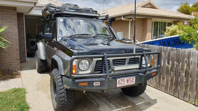 1989 nissan patrol