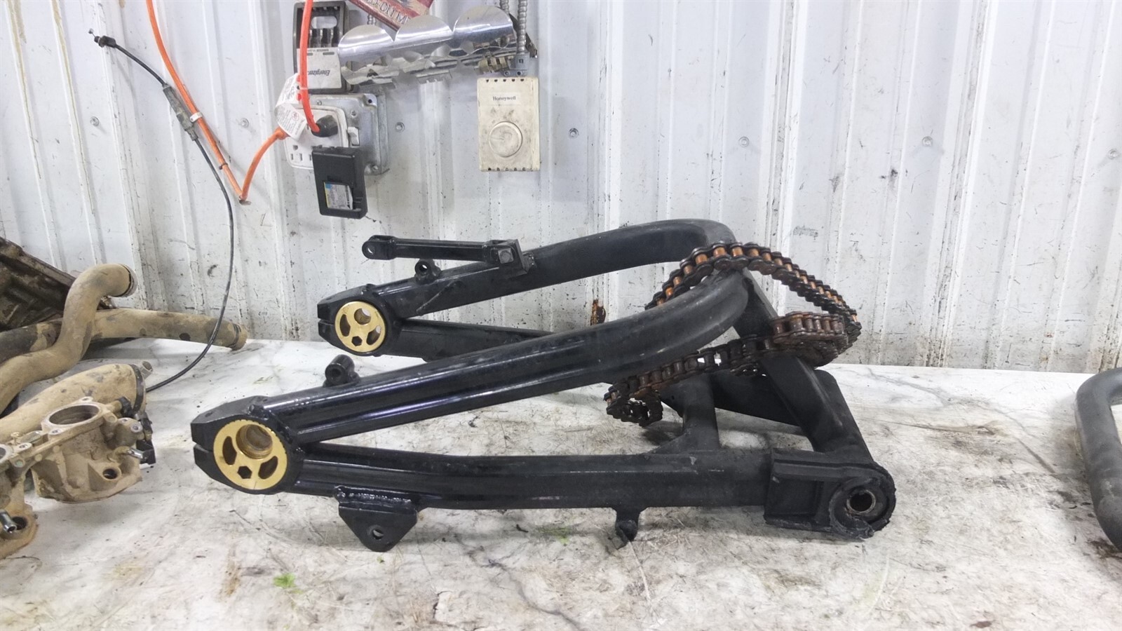 2002 Kawasaki ZR1200 ZR ZRX 1200 ZRX1200 A Swingarm Swing