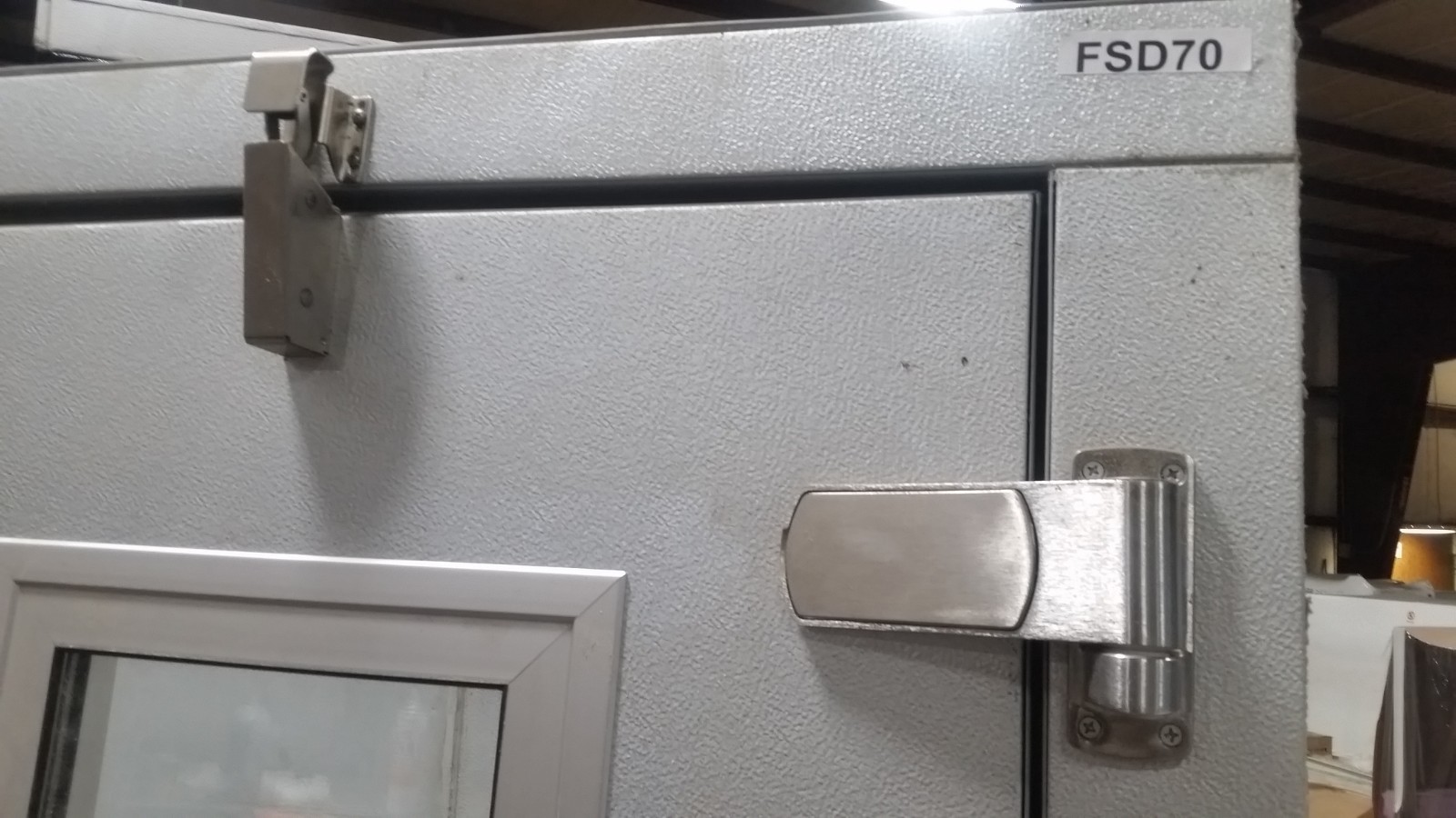 Walk-in Cooler Door with view window - FSD70
