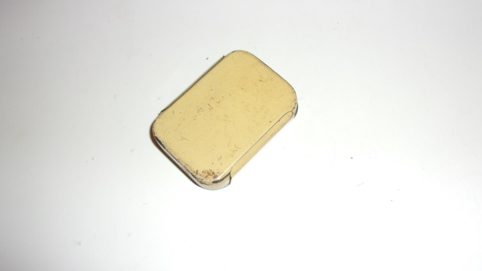 Vintage Mustad Hook Tin Pocket Pack Fishing No. 100