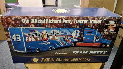 Franklin Mint Precision Models 1:43 Scale Richard Petty STP #43