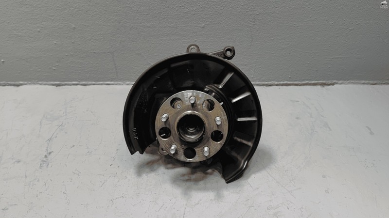 Used 2018-2024 Toyota Camry FWD Rear Right Passenger Side Spindle Knuckle Hub OEM
