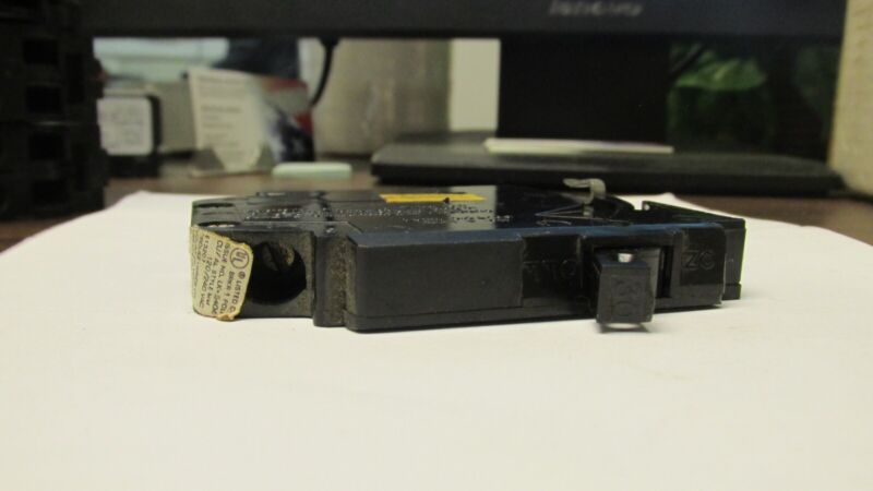 Crouse Hinds  cat# Mh130l A130l  Circuit Breaker Left Hook ,...vs-249