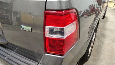 2007-2017 Ford Expedition RH Passenger Outer Taillight Tail Lamp Sharp!