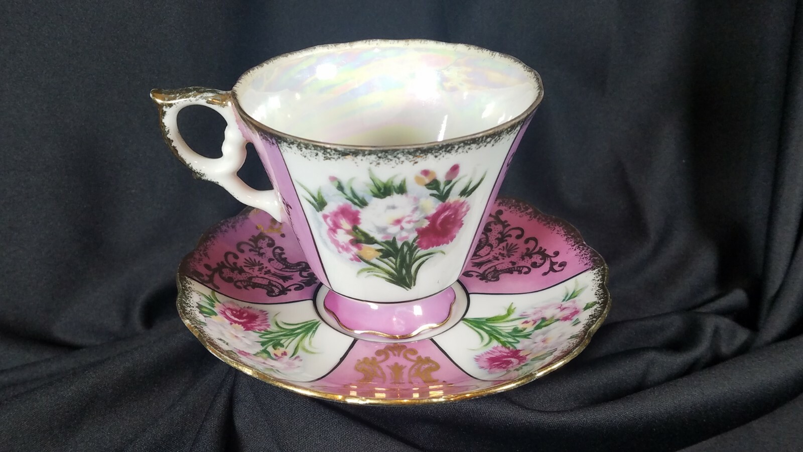 ティー商品 Vintage Tea Cup & Saucer ESD 23767 Japan, Pink & White Floral