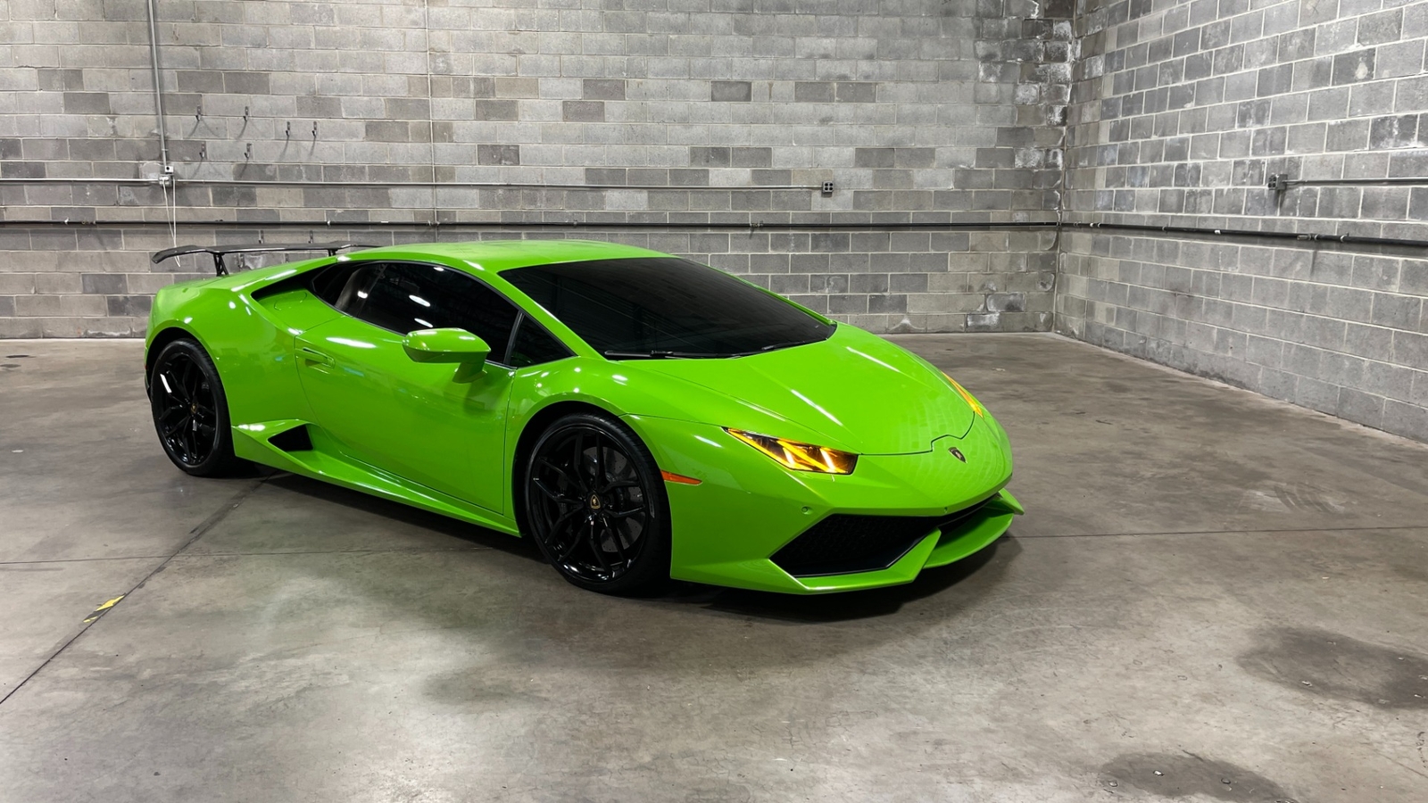 Owner 2015 LAMBORGHINI HURACAN LP 610-4 18395 Miles, Verde Mantis 2DR 5.2L V10 602hp 4