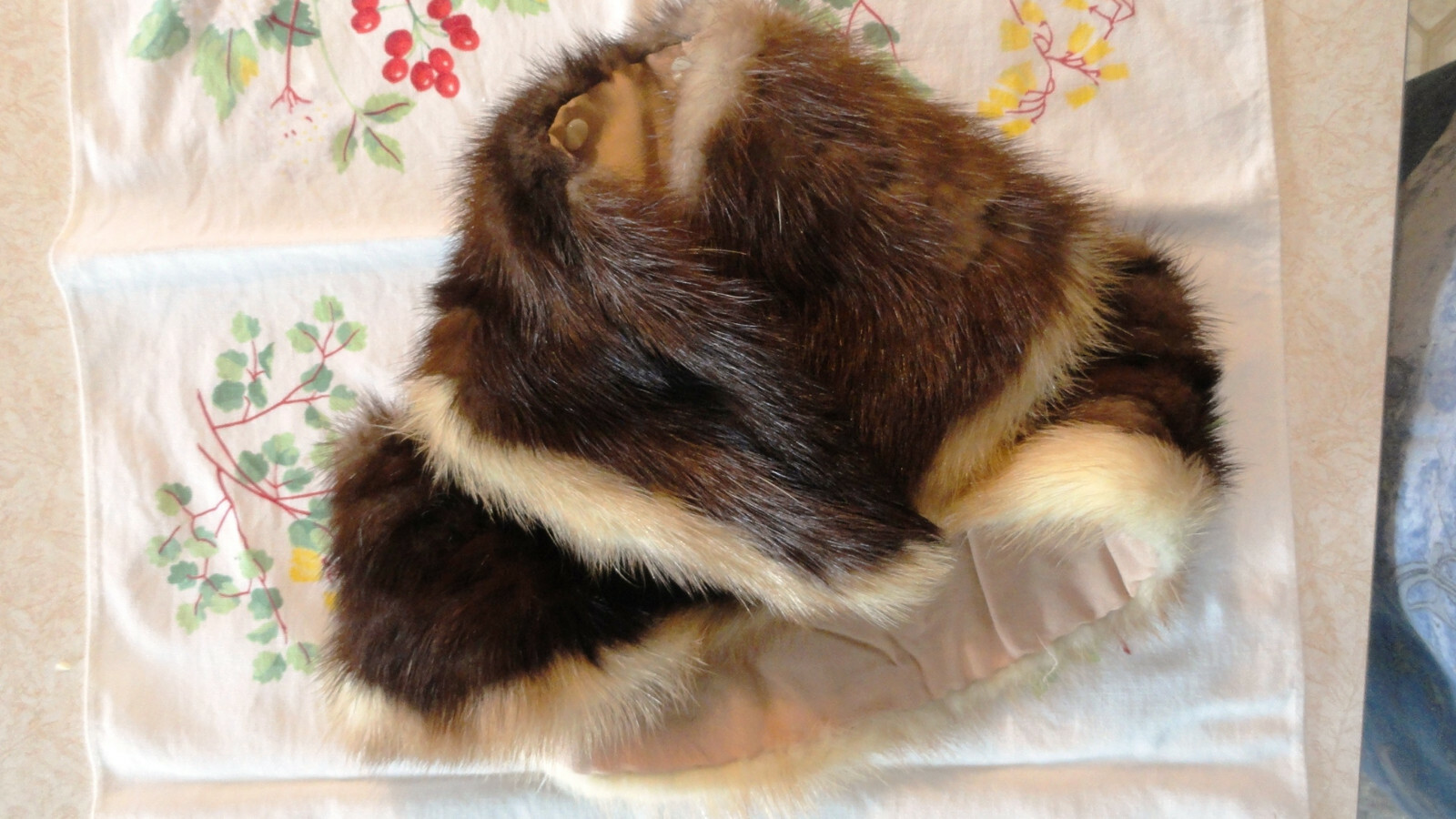 Vintage Beautiful Mink 2 Tone Collar (7136)