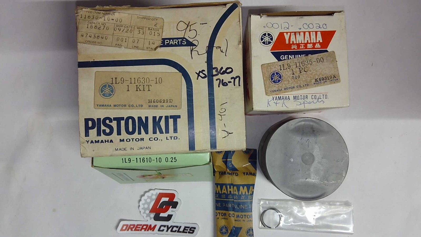 NOS GENUINE YAMAHA 1L9-11630-10-00 PISTON KIT 1ST OVERSIZE