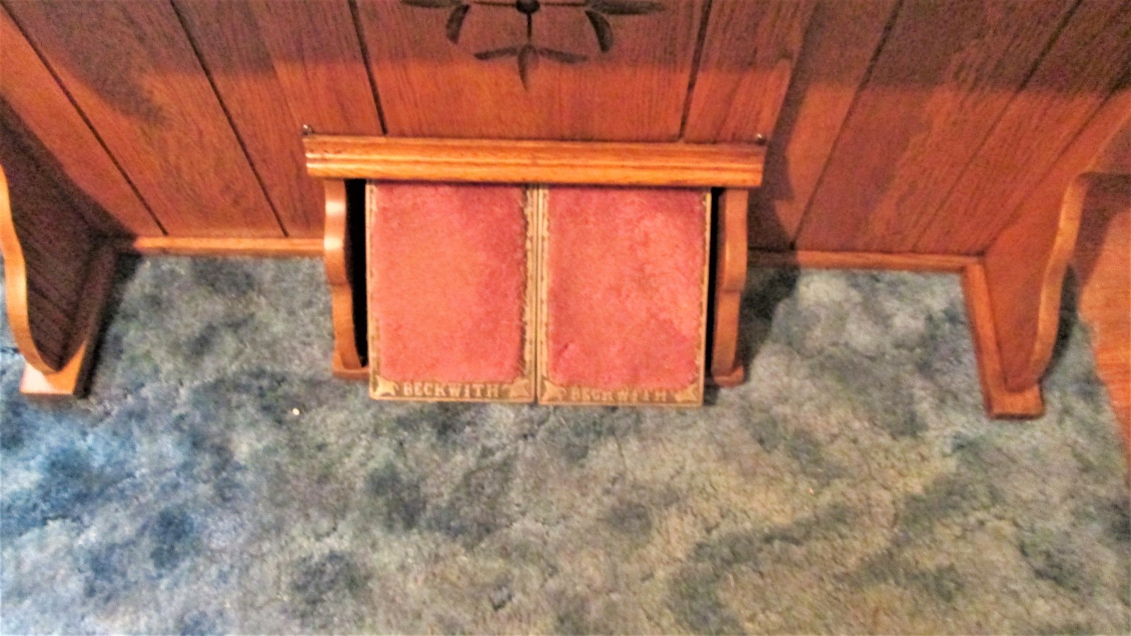 ANTIQUE 1883 SOLID OAK BECKWITH ORGAN ( SOLD BY SEARS ROEBUCK AND CO. )