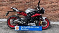 Triumph Street Triple 675  Petrol Manual