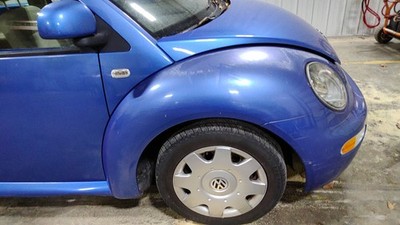 98-05 VW Volkswagen Beetle OEM Front Right Passenger Fender (Bright Blue K9)