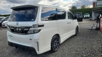 Toyota vellfire gs 2.4 auto white fresh japanese import 7 seater sunroofs 2013