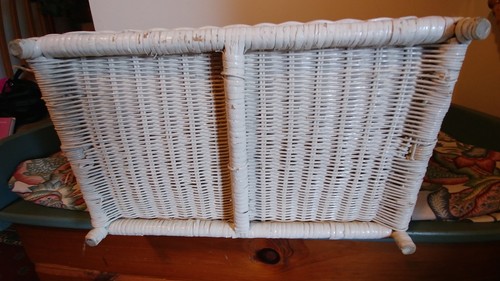 Vintage Wicker Rattan Magazine Rack ivory White  shabby chic awesome