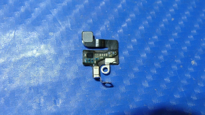 iPhone 7 A1660 MNAC2LL/A Late 2016 4.7" OEM Signal Module Flex Cable 821-00481-A