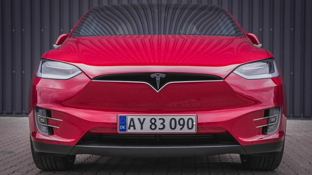 Tesla Model X P90d Fahrbericht Test Mobilede