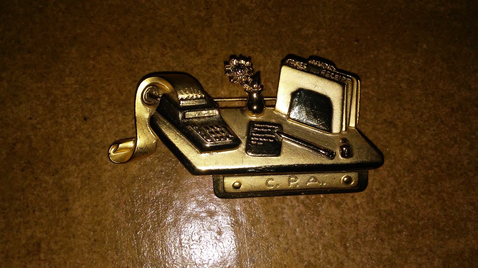 VINTAGE CPA PIN BROOCH ACCOUNTANT MONEY MANAGER ADDING MACHINE FILES Men Women