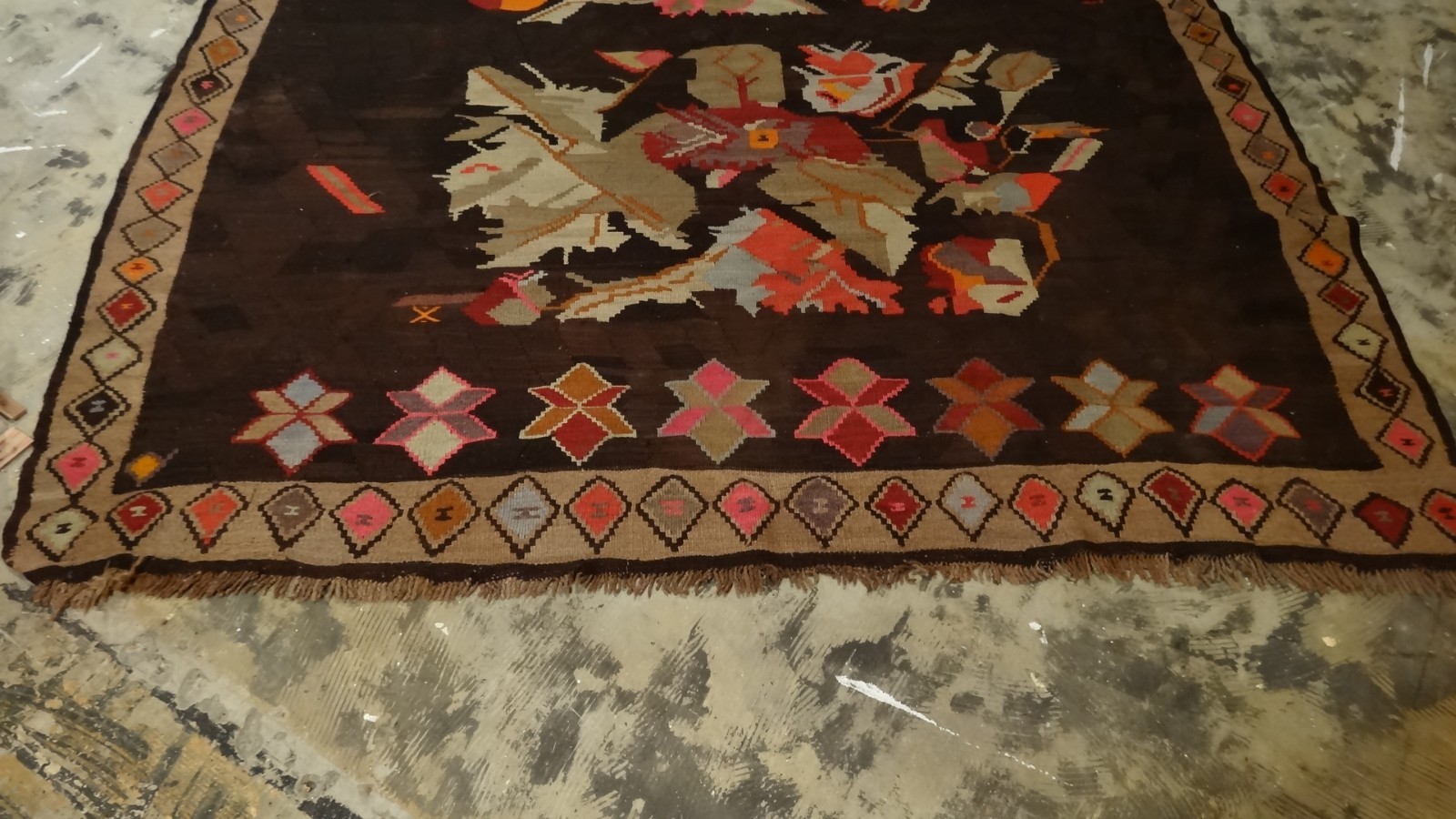 Antique Handtied Rug Very Large   - 6' 9