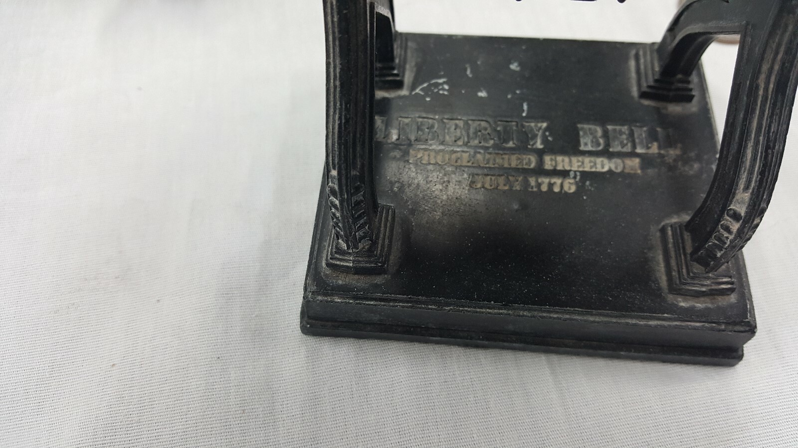 Vtg Cast Iron & Brass Penncraft Replica Artillery Cannon + Liberty Bell 1776