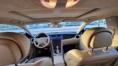 image 12 of interior
