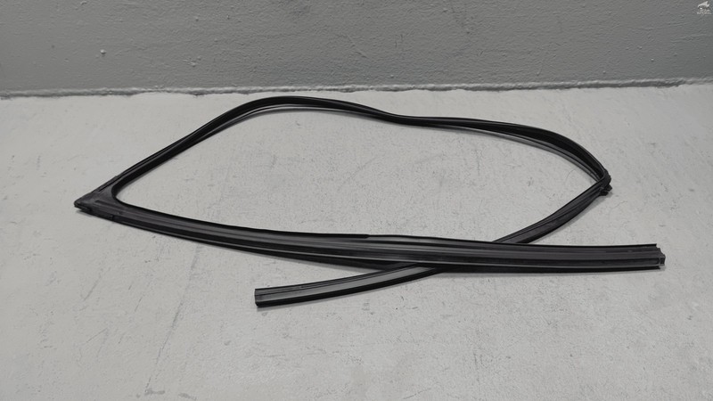 Used 2018-2024 Toyota Camry Front Driver Side Door Window Glass Run Channel Strip OEM
