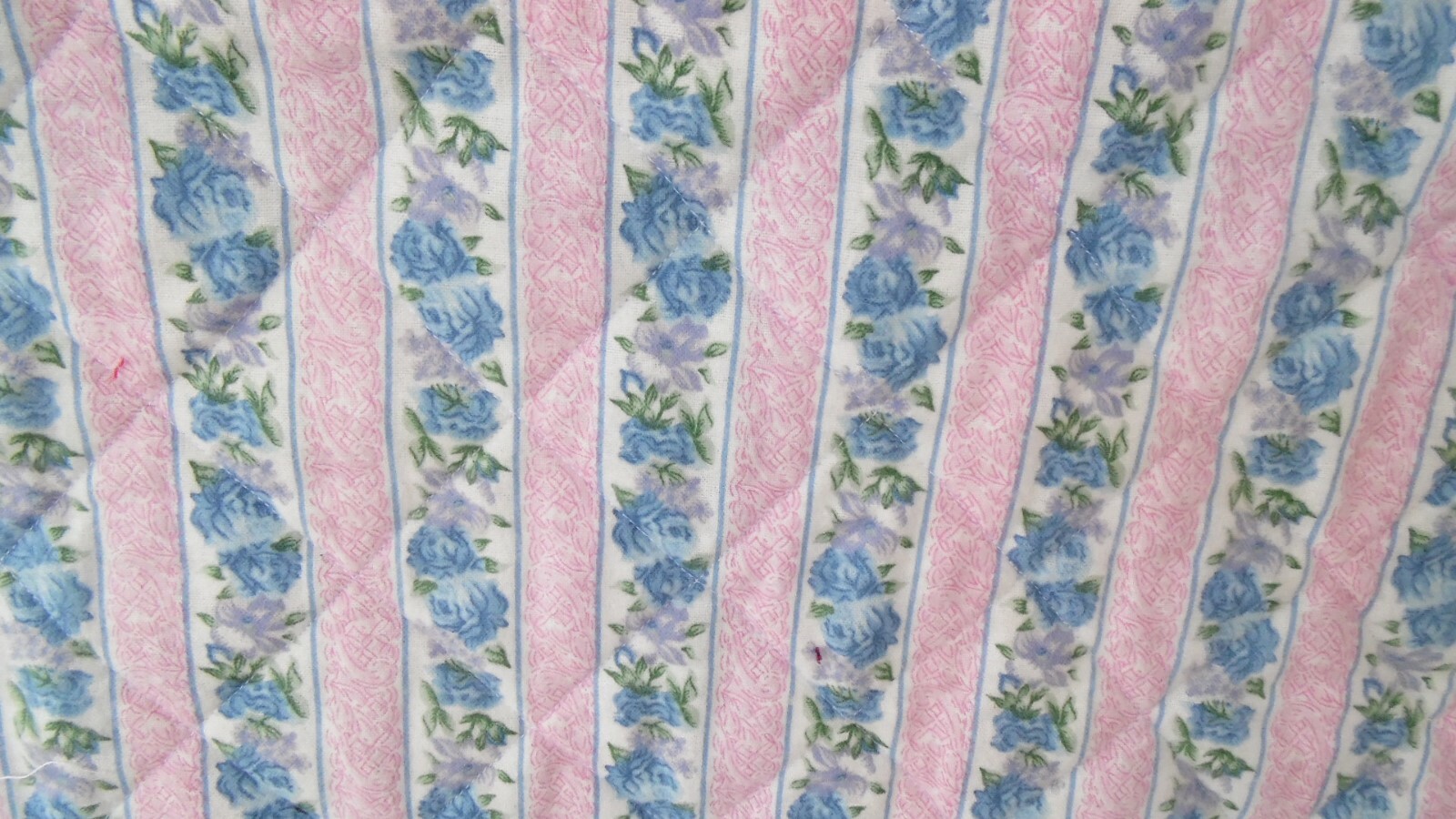 BABY EASTER QUILT HANDCRAFTED  HAND ENBROIDERED BUNNIES, MACHINE QUILTED 39