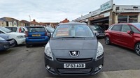 2013 Peugeot 5008 1.6 e-HDi Diesel 115 Allure Automatic 7 Seater From £5,895 + R