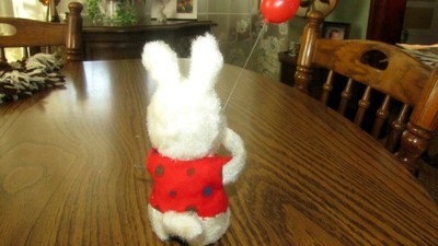 Vintage 1960's Wind-Up Balloon Rabbit & Original Box Made in Japan