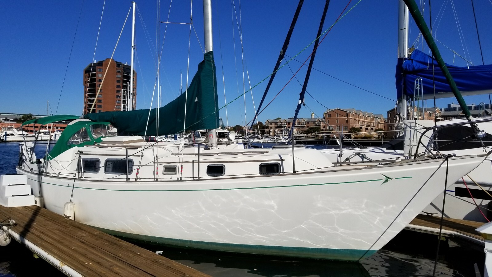 Seafarer 38 sloop